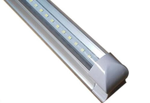 車庫(kù)LED燈管安裝使用的關(guān)鍵注意事項(xiàng)